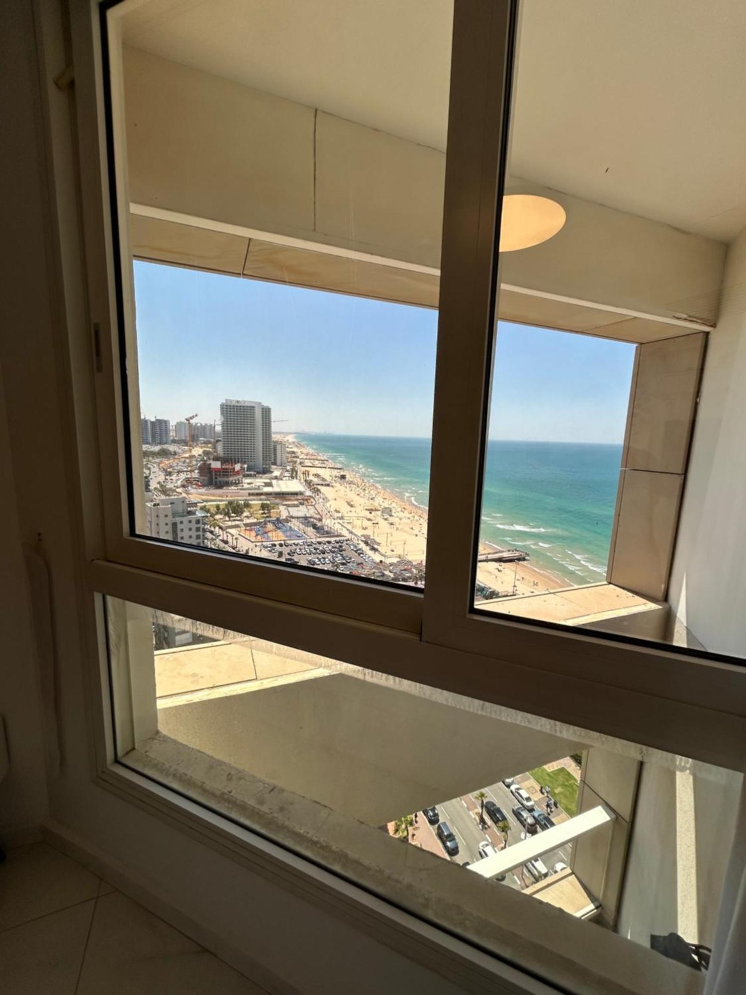 סוויטת אהבה מתוקה על הים-Sweet Love Suite On The Sea Bat Yam Ngoại thất bức ảnh